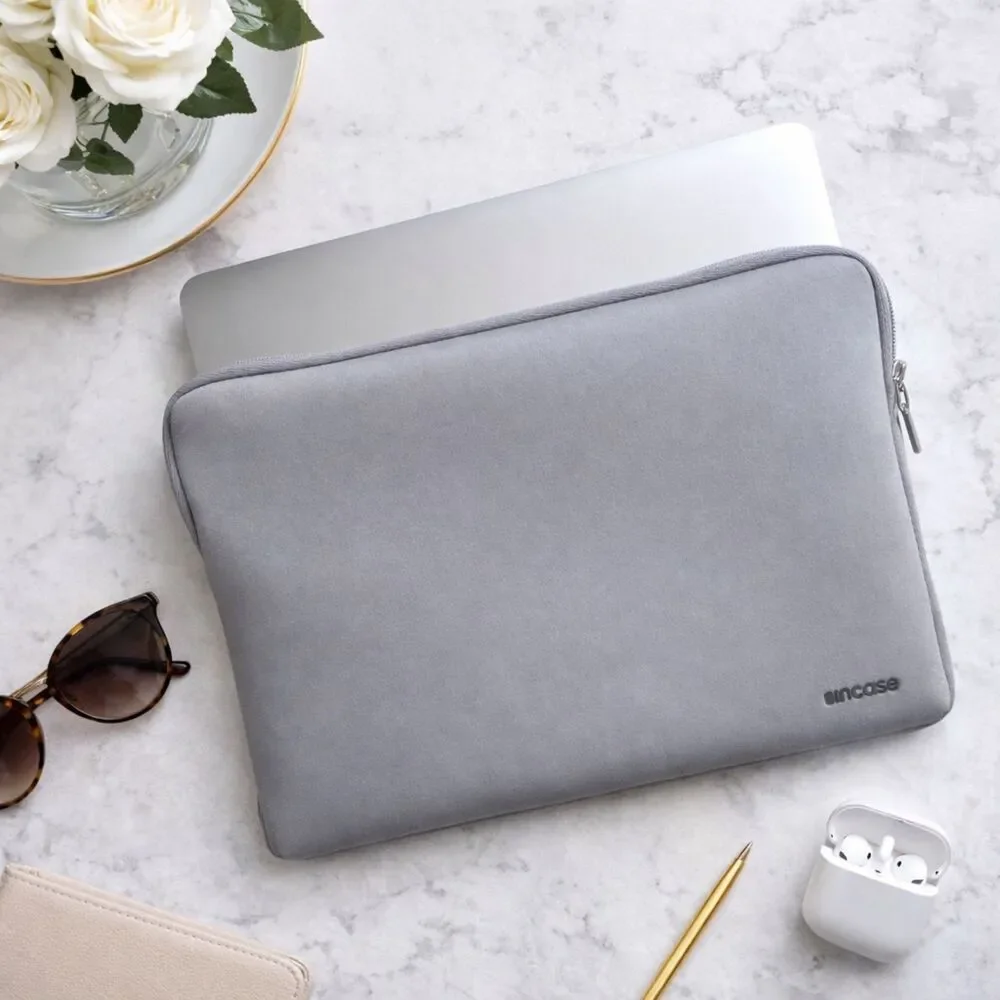 Incase Grey Laptop Zip Zip Case Soft Interior